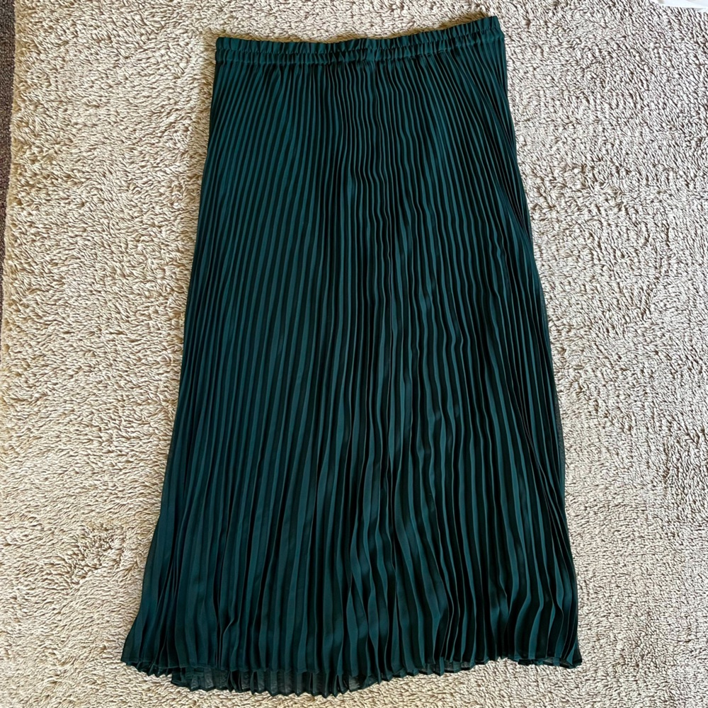 LOFT Emerald Green Accordion Maxi Skirt Sz L